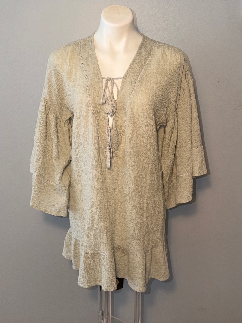 Storia Ladies Bohemian Babyfoll Bell Sleeve Dress. Medium.